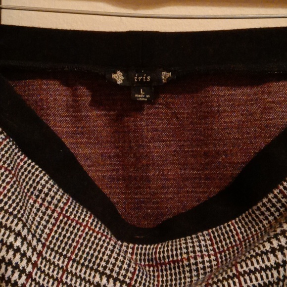 Ⓟⓔⓝⓒⓘⓛ Ⓢⓚⓘⓡⓣ - Picture 3 of 4